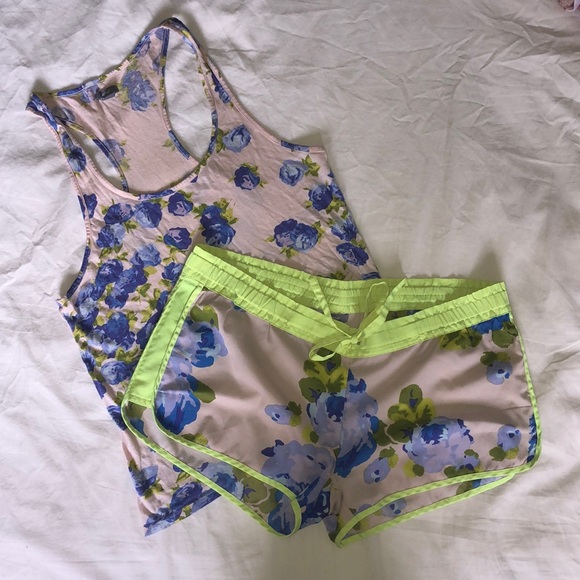 Aerie Pajama set - Picture 1 of 8